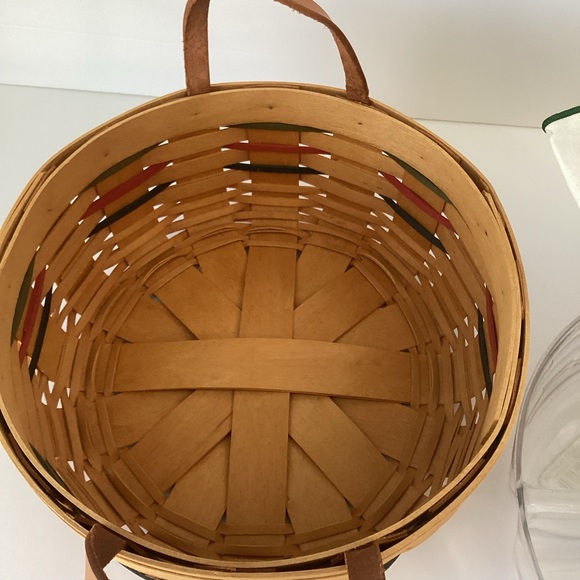 LONGABERGER BASKETS: 2001 10 inch handwoven basket with liner 4 section divider - Picture 6 of 11